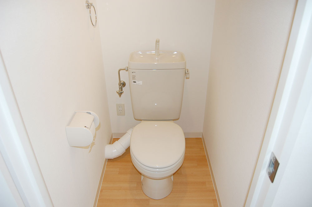 スチューデントハイム札幌大通の一室のトイレ